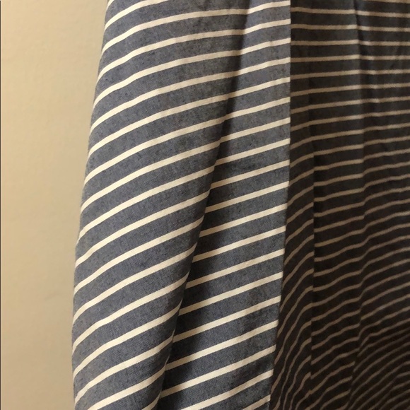 Uniqlo midi strip skirt - Picture 2 of 3